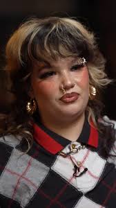 The kids (Nick, Olivia, Emily & her husband Jesse) with @SherylCrow before  her great performance at the #CityParks benefit last night. Thank you,  Sheryl, for helping @cpfnyc!