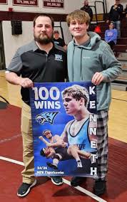 TigerHawks roll to North Linn title with 4 champs