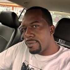 Why does my 2006 Electra Glide Classic bike stall at intersections?