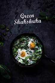 Grüne shakshuka rezept der israelische klassiker shakshuka mal anders: Grune Shakshuka Mit Spinat Und Pak Choi Seelenschmeichelei