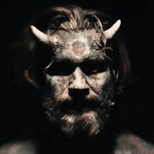 Tausend Gesichter (feat. KALI)