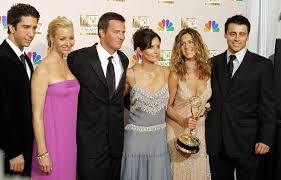 David schwimmer and zoe buckman first met in 2007 at the cuckoo club in london. David Schwimmer Said Criticism Of Friends Being Problematic Comes From Taking It Out Of Context
