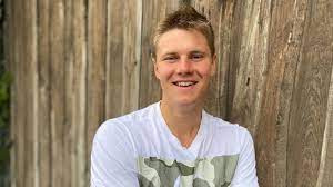 View complete tapology profile, bio, rankings, photos, news and record. Simon Zachenhuber Wird Er Der Nachste Let S Dance Champ Promiflash De