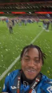 Important to remember this, pick the right side❤️⚽️