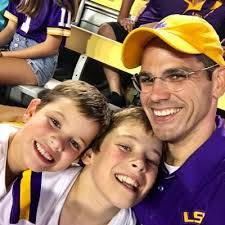 Leo Cailleteau's Instagram, Twitter & Facebook