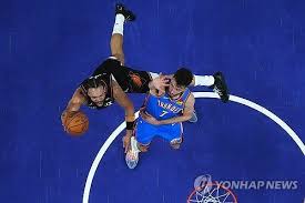 APTOPIX Thunder Suns Basketball