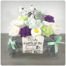 Baby hamper gift ideas phoebe & me. 24 Best Baby Gift Baskets Of All Time For Baby Showers Guaranteed Wins Dodo Burd