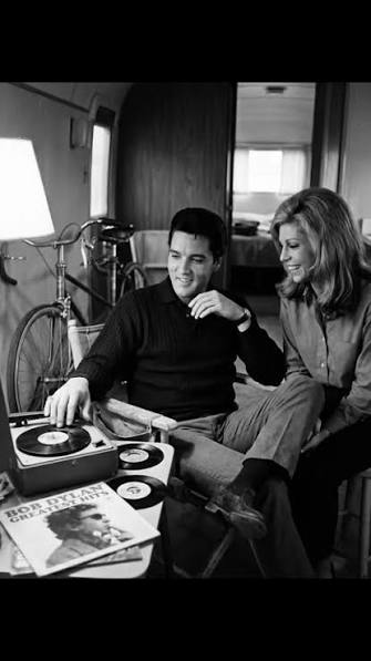 🔥NANCY SINATRA FINALLY REVEALS WHAT ELVIS TOLD HER BETWEEN TAKES — AND IT CHANGES EVERYTHING..., ▶️ Read more: https://oldiesmusic.store/nancy-sinatra-finally-reveals-what-elvis-told-her-between-takes...