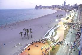 Paseo Maritimo De La Playa De Poniente De Benidorm Seafront Of The Poniente Beach In Benidorm Paseo Maritimo Benidorm Viajes