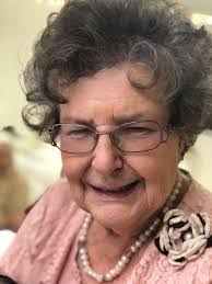 Ashley Pflug's Instagram, Twitter & Facebook