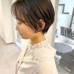 赤井希望さんのスナップ オフィス ナチュラル 黒髪 デート リラックス ショート ショートのヘアスタイル ヘアカット ヘアカット ショート