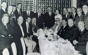 WESTPORT CATHAIR NA MART