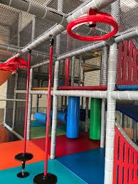 Para pecinta konsep minimalis saat ini bisa berwisata ke rumah hobbit di bandung. Free Indoor Playground At Crosspoint Church Pearland Jillbjarvis Com