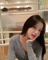 고르기 너무 어려웠던🥹🖤