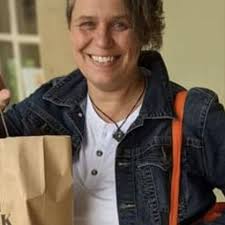 Fundraiser for Laura Cook by Sinead Garry : Laura's Gift of Books for  Crossley Fields School