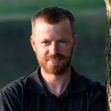 Aaron Eakman's Instagram, Twitter & Facebook