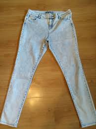Definitely have to be your style though and something you'd be comfortable in. Overdyeing Acid Wash Jeans Sandy Salierno