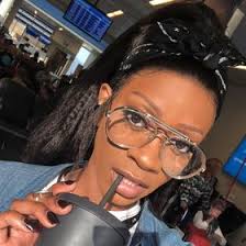 Pia Murphy (LovePiaaa)