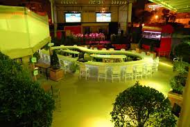 Ain T She Pretty We Like Swimming And All But We Think Our Pool Like Bar Is A Little Better Backyard Fort Backyard Las Olas Boulevard