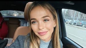 Анна хилькевич родилась 15 октября 1986 года в ленинграде. Anna Hilkevich Chestno Pokazala Kak Zashishaetsya Ot Koronavirusa