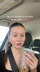 Emily Lipscomb's Instagram, Twitter & Facebook