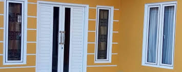 Pintu alumunium galvalm murah full set daun dan selain pintu dalam kamar mandi yang bahannya terbuat dari alumunium pintu kamar mandi pvc juga banyak sekali dijumpai di rumah atau kamar mandi umum. Harga Pintu Alumunium Raja Kusen Harga Pintu Alumunium
