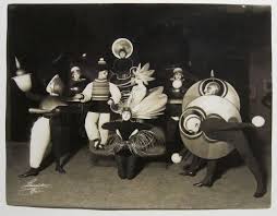 Bauhaus Stage Costumes Of The 1920s Das Triadische Ballet 1924 Bauhaus Art History Design
