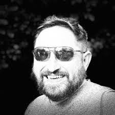 Laura Trafford's Instagram, Twitter & Facebook