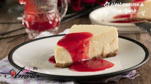 L'autre jour, j'ai eu envie de faire un cheesecake ! Recette Du Cheesecake Classique New Yorkais Au Coulis De Fraises Youtube