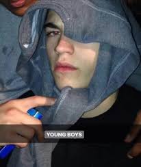 Hero en sus pedas es otra onda lo amo 😂😂😂🍻 ° ° ° °Jaz🔖