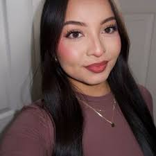 Lili Sanchez (@lilianaa.sanchezz)