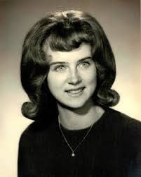 Deborah Hulse's Instagram, Twitter & Facebook