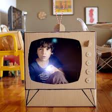 Una Television De Carton Estefi Machado Blog Toddler Activities Crafts For Kids Cardboard
