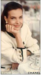 This is the first chanel 5 ad with carole bouquet(american version)director ridley scottmusic nina simone my baby just cares for me. Carol Bouquet In Chanel French Chic Carole Bouquet Styling