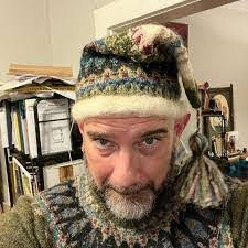 Fern Lamb's Instagram, Twitter & Facebook