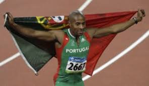 Nélson évora acredita que é possível conquistar o pódio no triplo salto nestes jogos olímpicos. Nelson Evora Recebe Hoje Ouro No Ninho De Passaro Atleta Portugues Chegou Aos 17 67m A Sua Melhor Marca Do Ano Publico