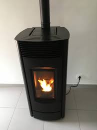 Joint thermique insert leroy merlin. Faire L Entretien De Son Poele A Granules Ou Pellet Et Ramonage Sur Rocbaron 83136 Dans Le Var 83 Artisan Rge Poele A Bois Granules Et Cheminees A Saint Maximin La Sainte