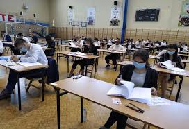 Државната матура е наменета за учениците од гимназиското и од четиригодишното средно стручно образование. Kiedy Wyniki Matur Uczniowie Zalamani Matura2021 Trenduje Na Twitterze Cale Morze Lez Krakow Super Express