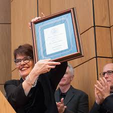 2017 · Connecticut College News