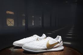 Pin Di Street Sneakers