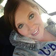 Brittany Hinger's Instagram, Twitter & Facebook