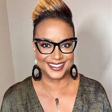 Ruth Carter's Instagram, Twitter & Facebook