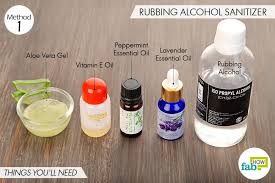 Isopropyl alcohol is the main sanitizing ingredient in this diy hand sanitizer recipe. How To Make Diy Hand Sanitizer 4 Amazingly Simple Recipes Fab How