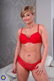 Arwen (Mature.nl) - Free pics, galleries & more at Babepedia