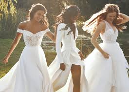 Scopri la collezione 2021, trova l'abito da outlet vestiti da sposa e cerimonia, sera, sposo e uomo; Abiti Da Sposa Arriva La Collezione Per Dire Si Anche Alla Sostenibilita