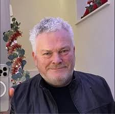 Can anyone recommend a good architect for a project in dorking , thank you