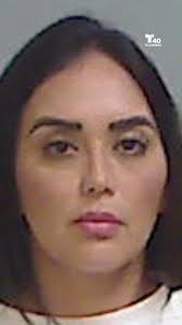 El incidente ocurrió el pasado viernes 6 de junio a las 1:30 PM en el lugar  de trabajo de la acusada, el restaurante La India en Alton, #telemundo40