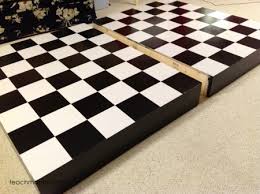 Building a stage is sometimes one of those construction projects that you can do yourself. An Easy To Build Stage For The Performers In Your Family