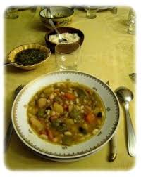 Soupe Au Pistou Provencale Traditionnelle Au Basilic Acidule Comme Un Bonbon Acidule C Soupe Au Pistou Provencale Recette Soupe Au Pistou Cuisine Provencale