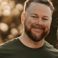 Evan Lockwood's Instagram, Twitter & Facebook